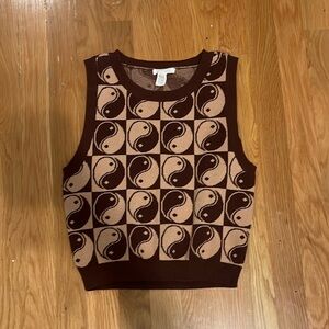 Full Tilt Brown Graphic Crop Tank Top